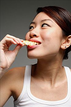南京做飯保姆多少錢一月？了解市場行情，找到最適合你的家庭助手