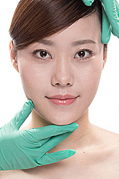 廈門湖里搬家費用多少？讓我們?yōu)槟憬议_搬家背后的秘密