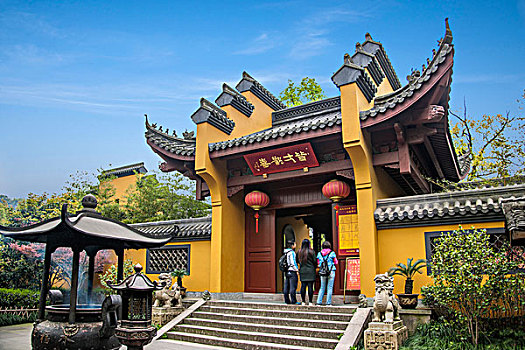 在北京當保姆多少錢？揭秘保姆薪資與市場行情