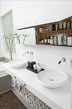 貴陽住家保姆多少錢？帶您了解最新價格和服務(wù)詳情