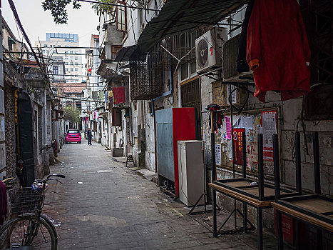 長沙護工保姆多少錢一天？揭秘背后的收費標準和服務質量