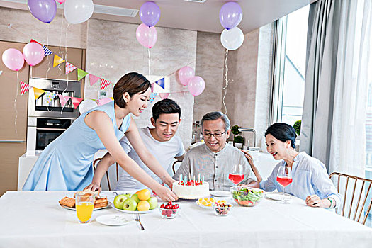 上海護(hù)工多少錢一個(gè)月？讓我們?yōu)槟颐刈o(hù)工服務(wù)的價(jià)格與背后的價(jià)值