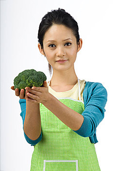 天津高級保姆工資多少？揭秘高端保姆行業的薪資秘密！