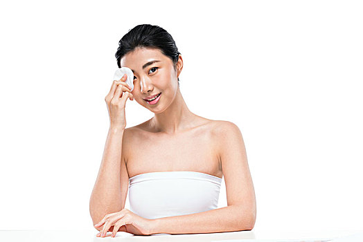 海淀月嫂多少錢？讓我們?yōu)槟颐乇澈蟮恼鎸?shí)費(fèi)用和服務(wù)！