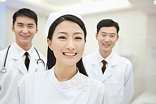 做晚飯保姆多少錢一個月？揭秘家庭晚餐保姆服務的價格與價值