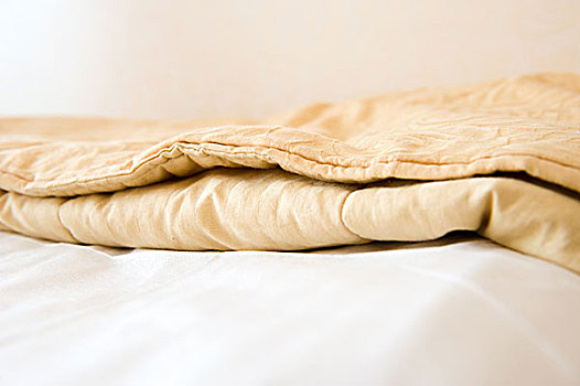 寧波月嫂多少錢一天？全面解析月嫂服務的價格與價值