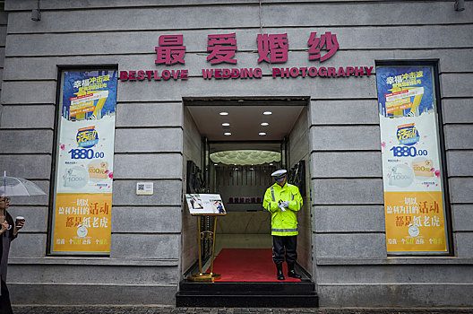 長春育兒保姆多少錢？了解市場行情，選擇合適的育兒保姆服務