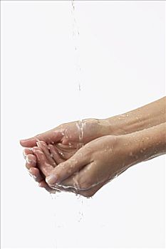 水洗鞋子多少錢？清潔護理的價值與價格解析