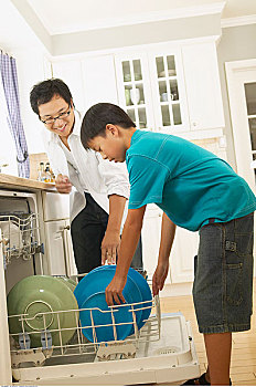 北京私人保姆多少錢(qián)？為您揭秘專業(yè)服務(wù)的價(jià)值與價(jià)格