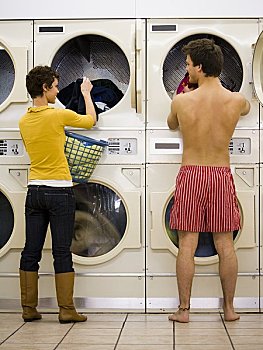福建請個保姆一般多少錢？讓你了解真實的價格和服務內容！