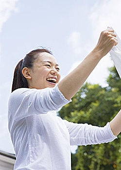 桂林月嫂價格一般多少？選擇合適的月嫂服務，讓你安心無憂
