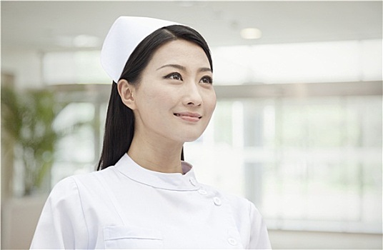 雙流保姆多少錢？如何選擇性價比高的家政服務？