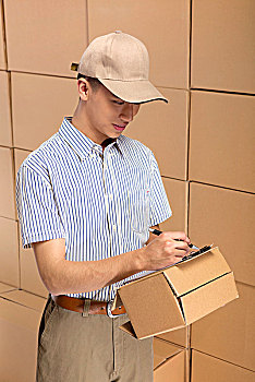 電影《奪冠》投資有多少？揭開幕后真相，成功背后的錢與人
