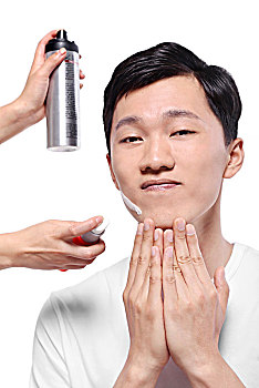 電影《你好，李煥英》票房突破的背后：感動與共鳴的力量