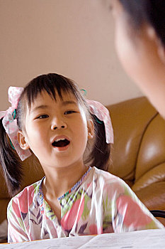 福州當(dāng)保姆一月多少錢？一站式解答你的疑問(wèn)！