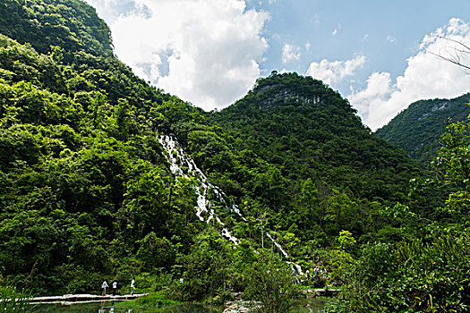 廣東月嫂工資揭秘：你知道現在的月嫂薪資有多高嗎？