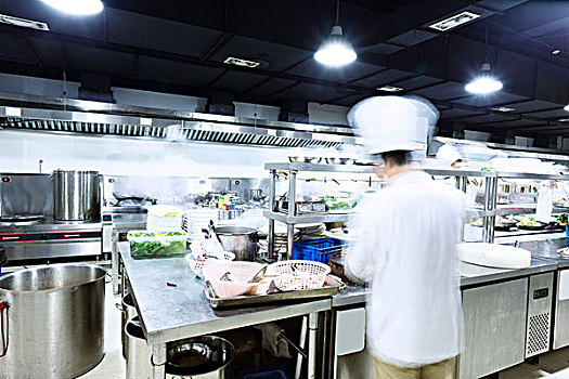 家政公司利潤一般多少錢？揭秘家政行業的高回報與發展潛力