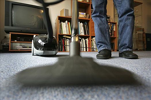 保姆一月大概多少錢？一文揭秘育兒生活中的“黃金助力”