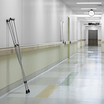 如何選擇合適的保姆？了解保姆接孩子做家務的費用