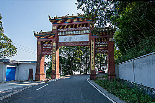 懷柔看孩子保姆多少錢？專業育兒服務為家庭帶來輕松與安心
