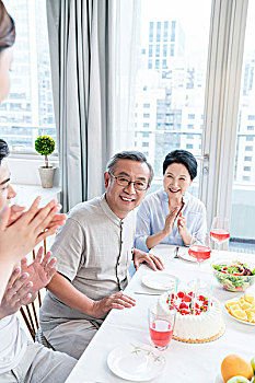 西城家政鐘點(diǎn)工多少錢？選擇高性價(jià)比服務(wù)，讓家務(wù)不再是煩惱！