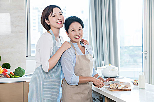 深圳找個保姆多少錢？如何選擇合適的保姆服務？