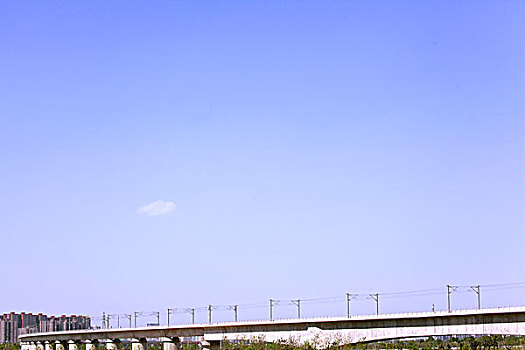 電影《你好，李煥英》票價分析及背后文化價值
