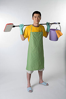 順德保姆多少錢(qián)一月？揭秘順德家庭服務(wù)行業(yè)的價(jià)格與選擇