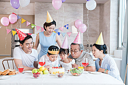 如何合理給保姆發(fā)工資？幫您輕松解決家政薪資問題！