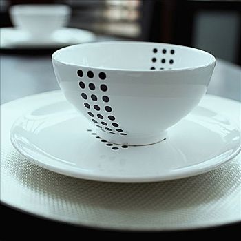 杭州春節(jié)保姆一般多少錢？春節(jié)假期保姆服務(wù)價格大揭秘