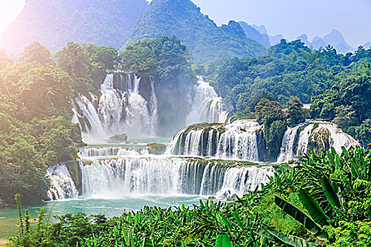 青浦請(qǐng)個(gè)鐘點(diǎn)工多少錢？解密家政服務(wù)價(jià)格，輕松找到適合的鐘點(diǎn)工！