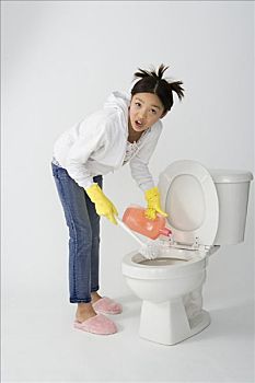凈之家環(huán)保加盟多少錢？開啟綠色創(chuàng)業(yè)之門，輕松打造環(huán)保事業(yè)新天地